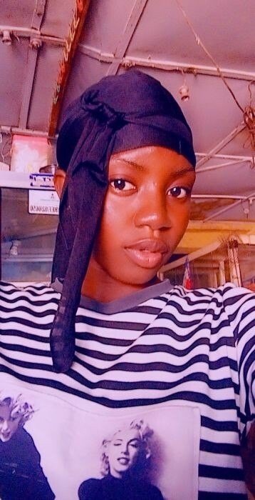 Staceeyyy__18 Profile image 2