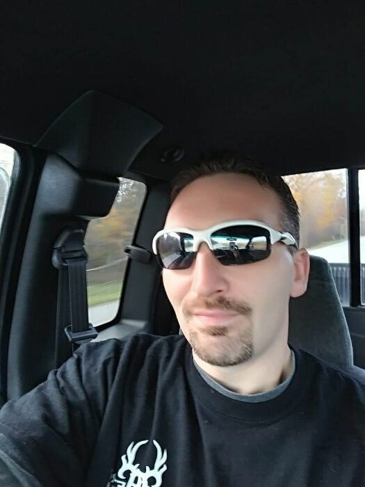 SeekingaRelationship Profile image 1