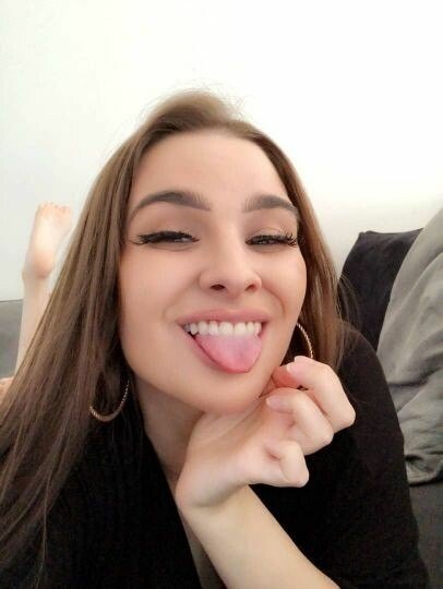 Moonlightmoodz Profile image 1