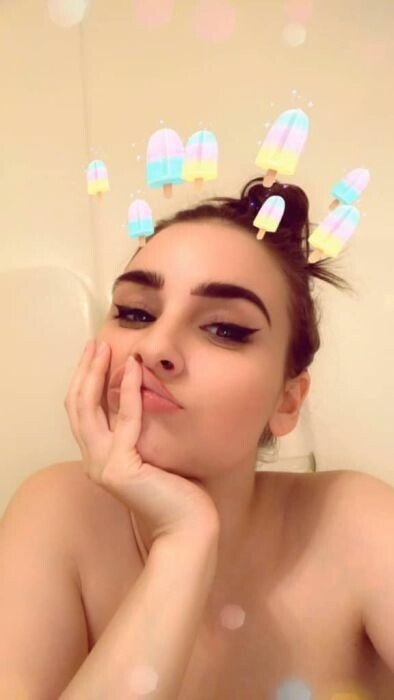 Moonlightmoodz Profile image 2