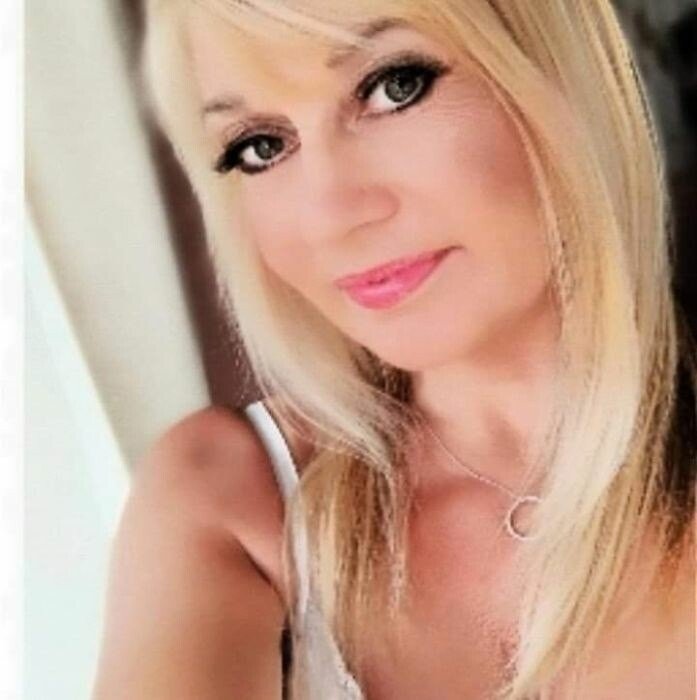 candelitttaaa Profile image 2