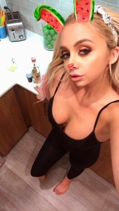 Tanya Renee Profile image 1