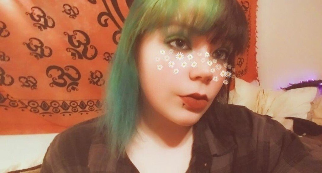 HoneyBuns244 Profile image 3