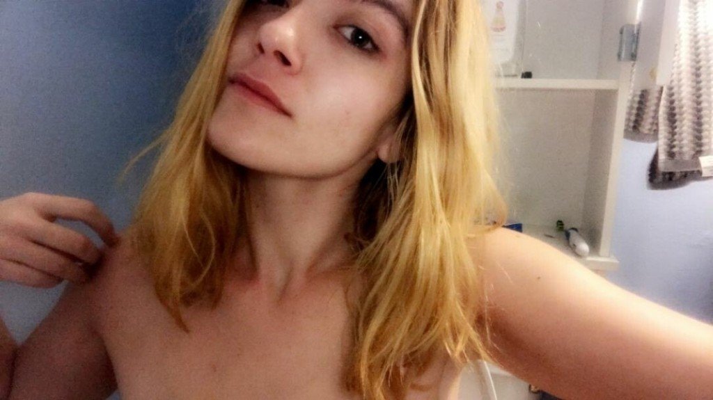Adriannagx Profile image 1